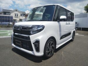 ◆カスタムRS "スタイルセレクション" ◆シャイニングホワイトパール ◆2WD